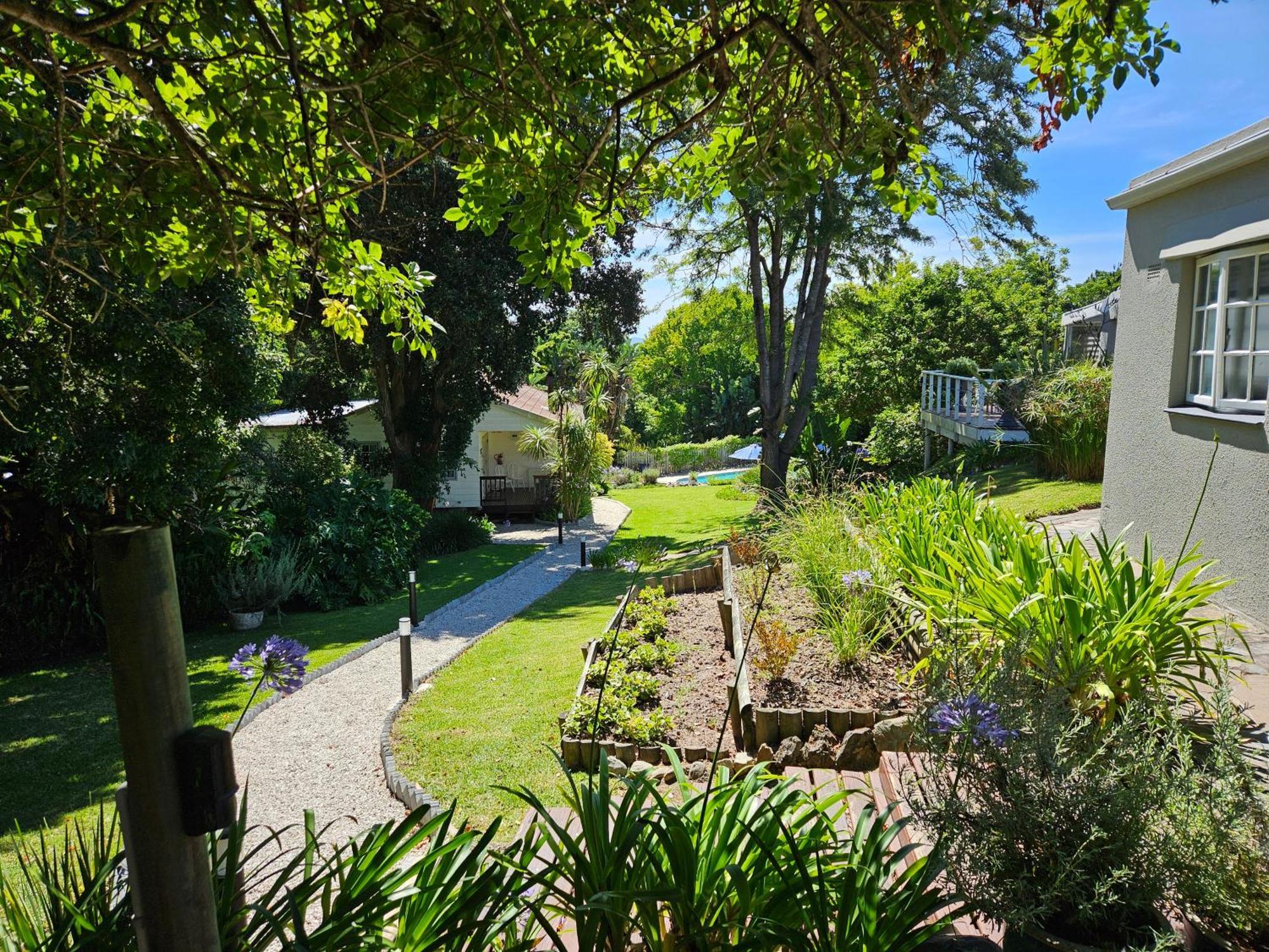 Stannards Guest Lodge 4 Star B&B, Knysna Exterior photo