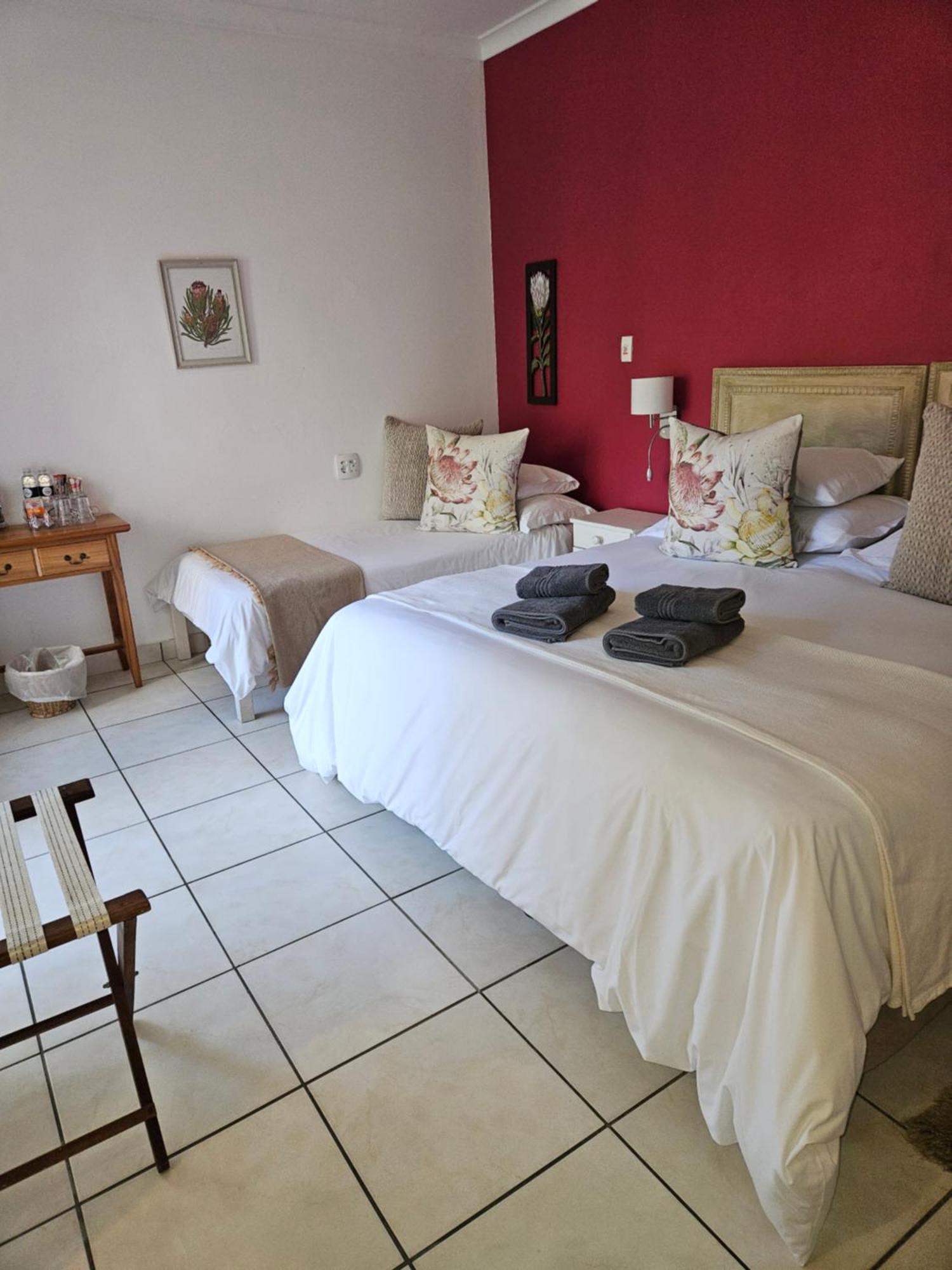 Stannards Guest Lodge 4 Star B&B, Knysna Exterior photo